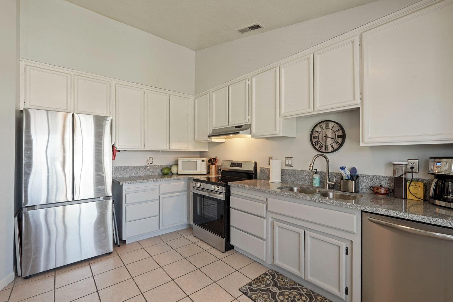 Detail Gallery Image 11 of 23 For 999 Porter Ave #23,  Stockton,  CA 95207 - 1 Beds | 1 Baths