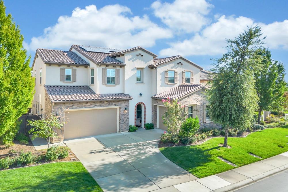 Detail Gallery Image 83 of 91 For 2511 Orsay Way, El Dorado Hills,  CA 95762 - 5 Beds | 5/1 Baths