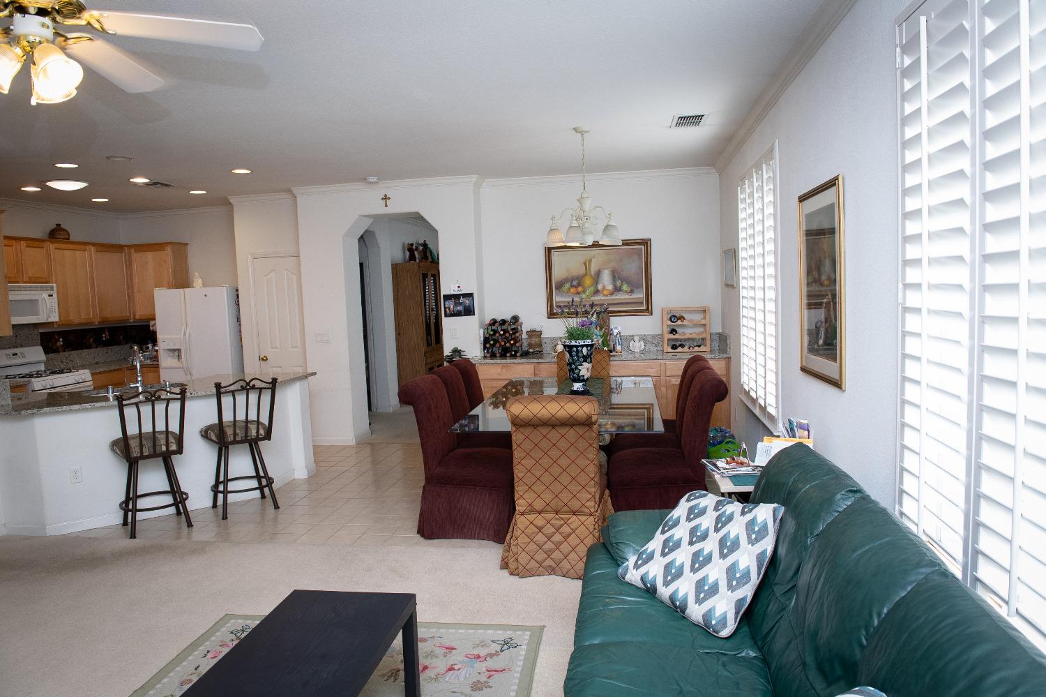 Detail Gallery Image 10 of 34 For 170 Pelican Bay Cir, Sacramento,  CA 95835 - 2 Beds | 2 Baths