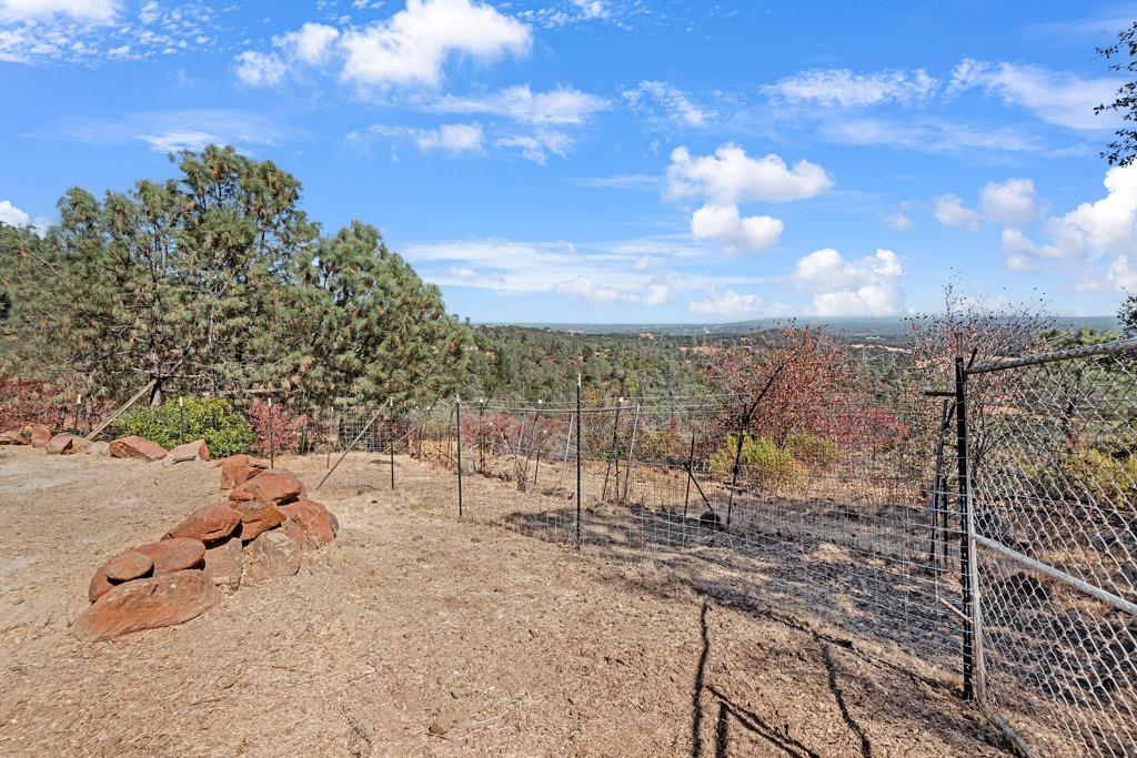 Pineoakyo Court, Rescue, California image 41