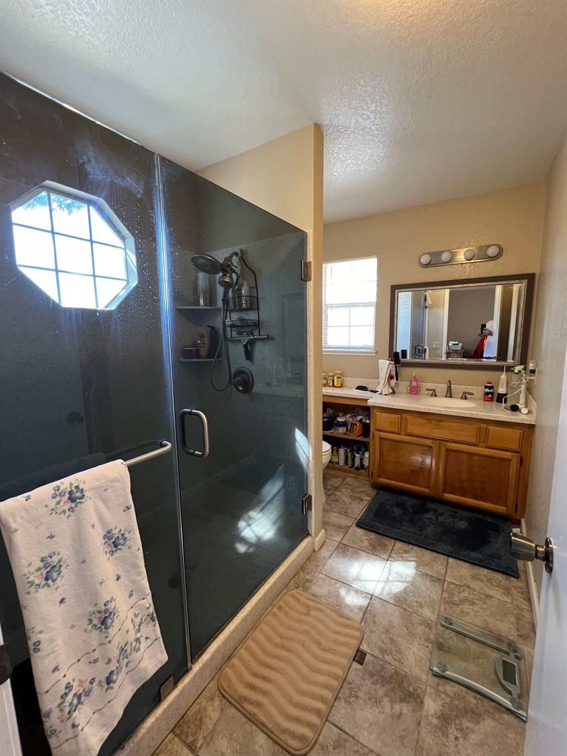 Detail Gallery Image 26 of 30 For 3851 Olivebranch Ln, Carmichael,  CA 95608 - 3 Beds | 2/1 Baths