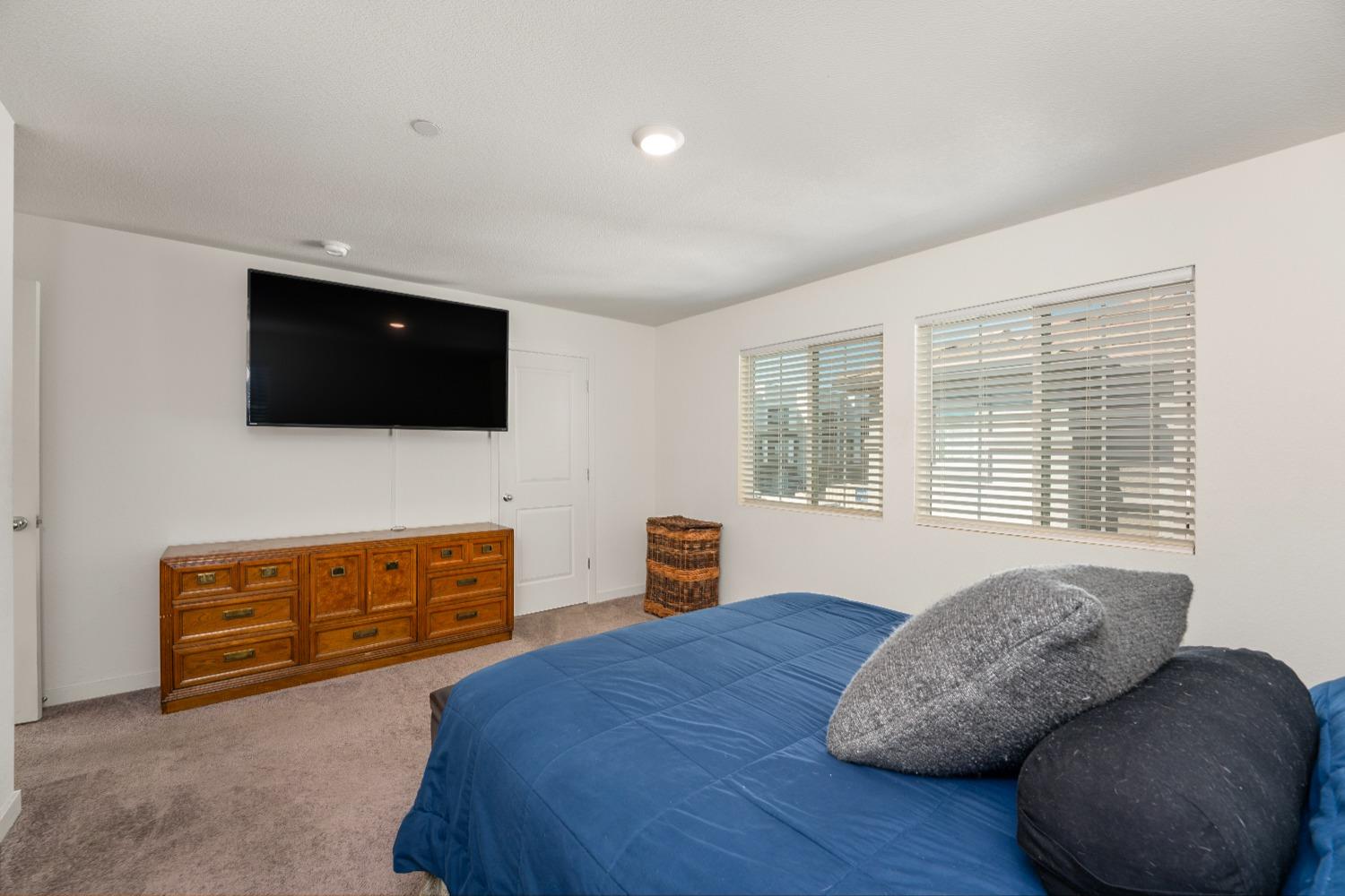 Detail Gallery Image 34 of 61 For 5185 Cumberland Dr, Roseville,  CA 95747 - 3 Beds | 2 Baths