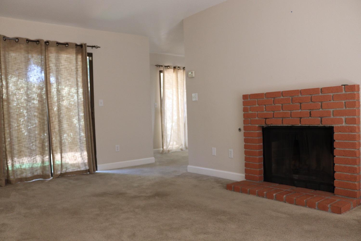 Detail Gallery Image 15 of 29 For 1240 W Roseburg Ave #B,  Modesto,  CA 95350 - 2 Beds | 2/1 Baths