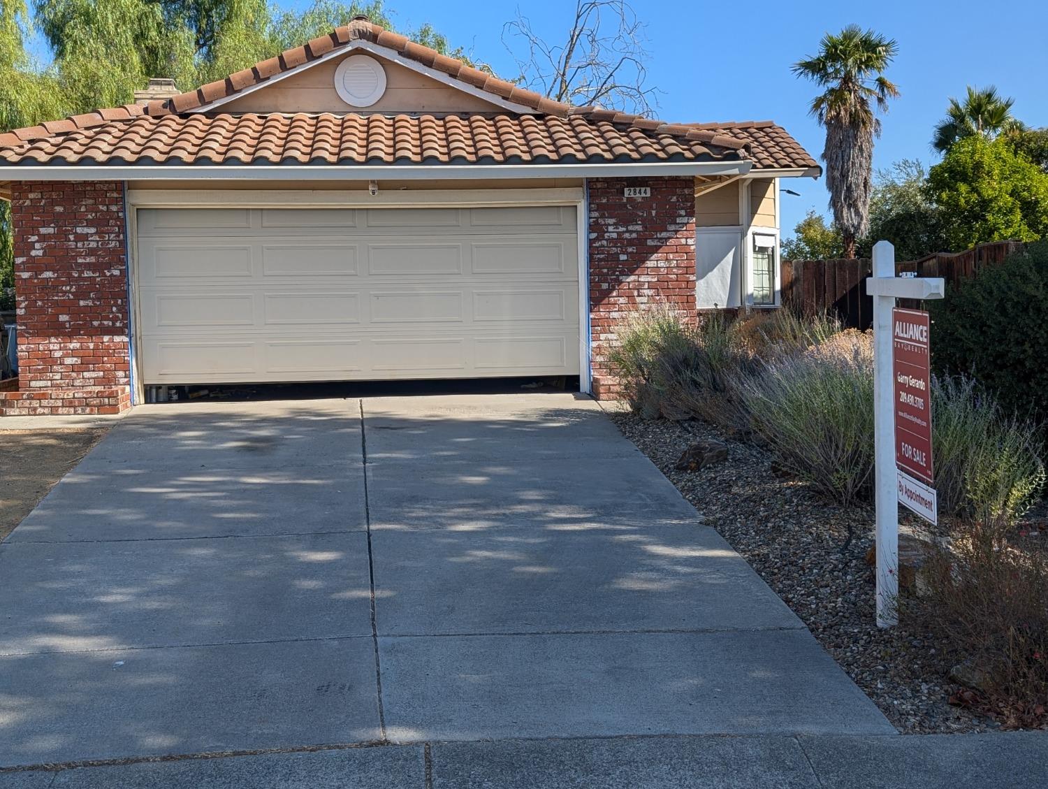 Detail Gallery Image 1 of 1 For 2844 Point Arena Ct, Antioch,  CA 94531 - 3 Beds | 2 Baths