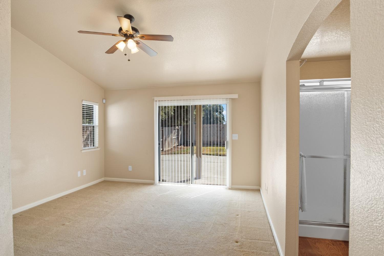 Detail Gallery Image 22 of 32 For 932 Chris Ln, Turlock,  CA 95380 - 4 Beds | 2 Baths