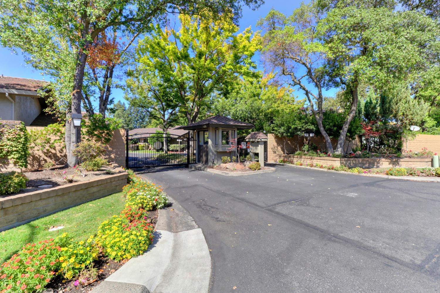 Detail Gallery Image 64 of 64 For 2861 Calle Vista Way, Sacramento,  CA 95821 - 2 Beds | 2/1 Baths