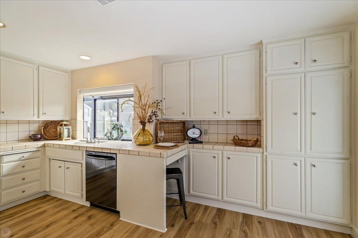 Detail Gallery Image 20 of 65 For 250 W Rumble Rd #D,  Modesto,  CA 95350 - 3 Beds | 2 Baths