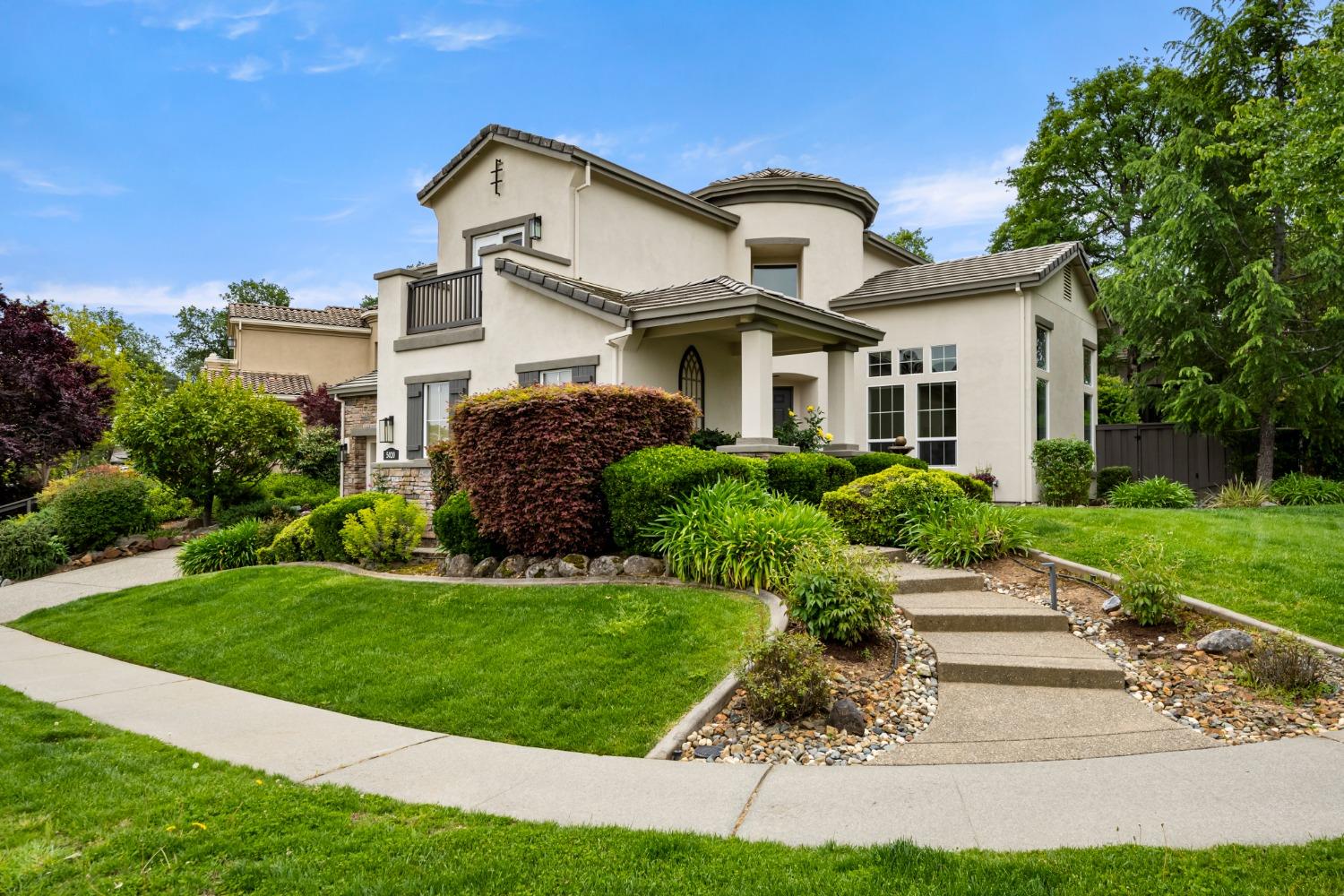 Detail Gallery Image 2 of 67 For 5020 Silverhawk Way, Auburn,  CA 95602 - 4 Beds | 3/1 Baths