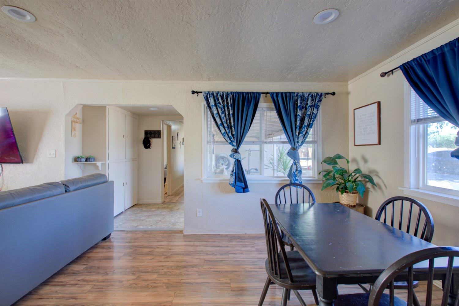 Detail Gallery Image 13 of 43 For 1389 E Gerard Ave, Merced,  CA 95341 - 4 Beds | 2 Baths