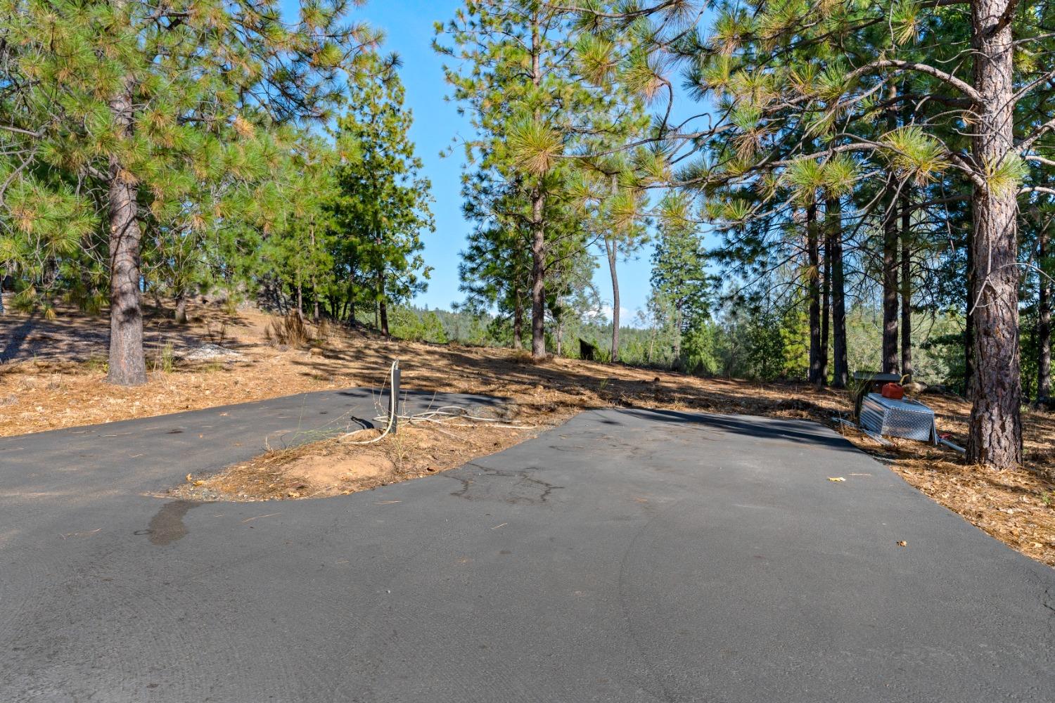 Detail Gallery Image 49 of 58 For 14070 Cartwright Way, Nevada City,  CA 95959 - 3 Beds | 2/1 Baths