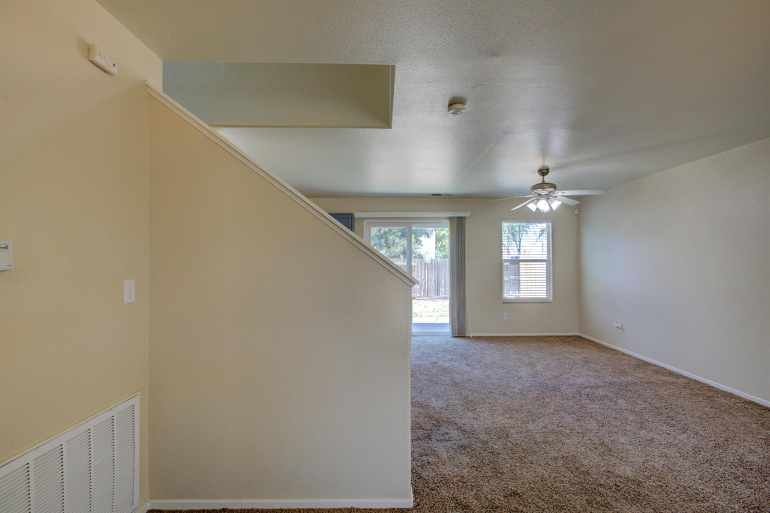 Detail Gallery Image 6 of 51 For 3751 Morning Glory Ave, Merced,  CA 95348 - 3 Beds | 2/1 Baths