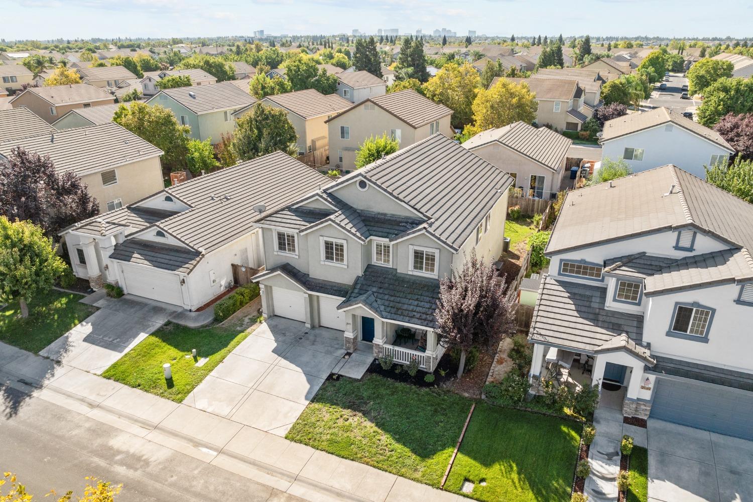 Detail Gallery Image 46 of 53 For 2695 Screech Owl Way, Sacramento,  CA 95834 - 5 Beds | 3 Baths