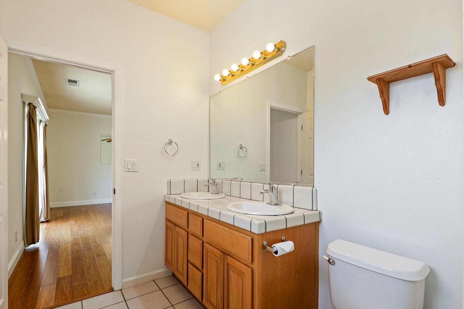 Detail Gallery Image 26 of 78 For 2405 Berkesey Dr, Valley Springs,  CA 95252 - 3 Beds | 2 Baths