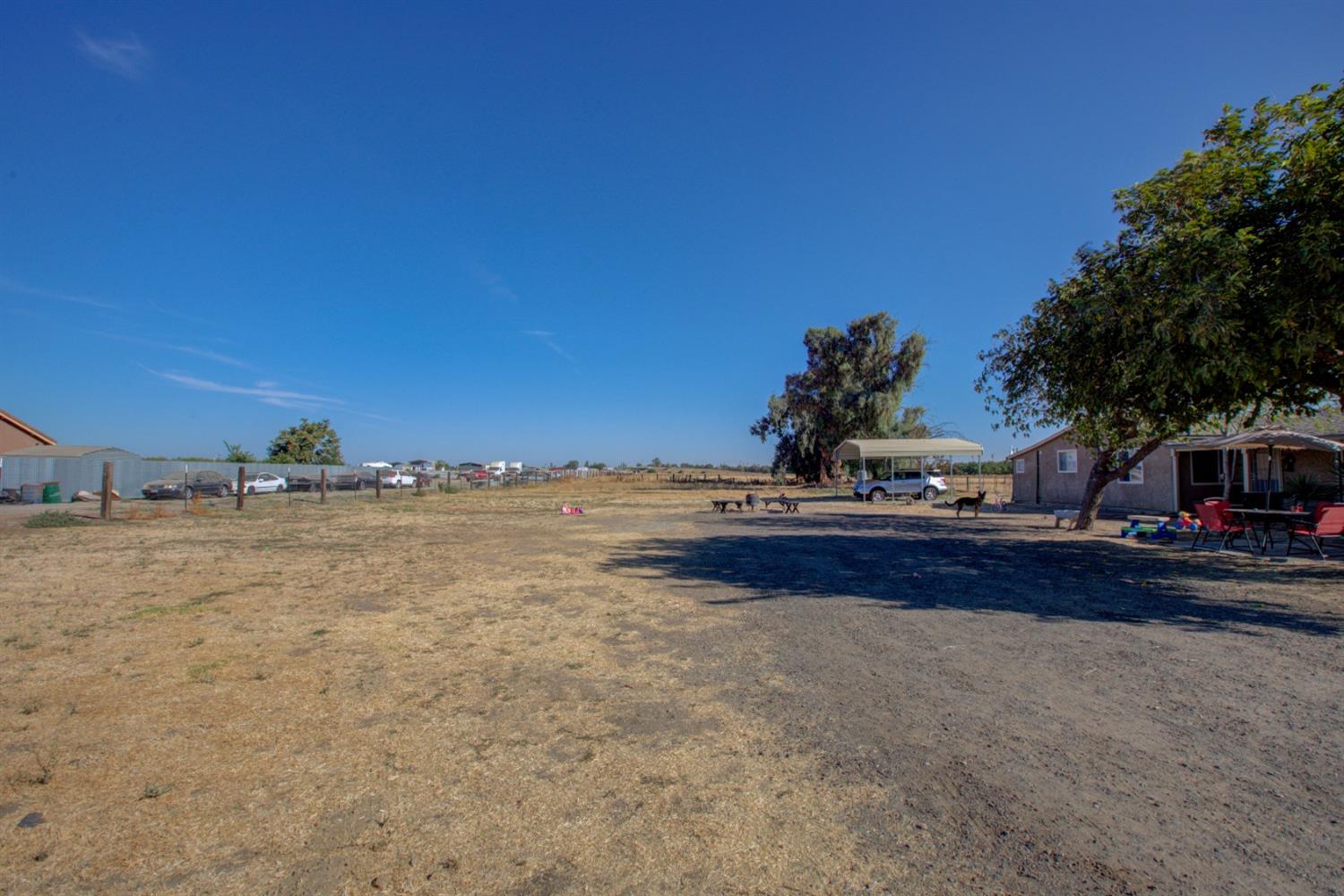 Detail Gallery Image 5 of 43 For 1389 E Gerard Ave, Merced,  CA 95341 - 4 Beds | 2 Baths