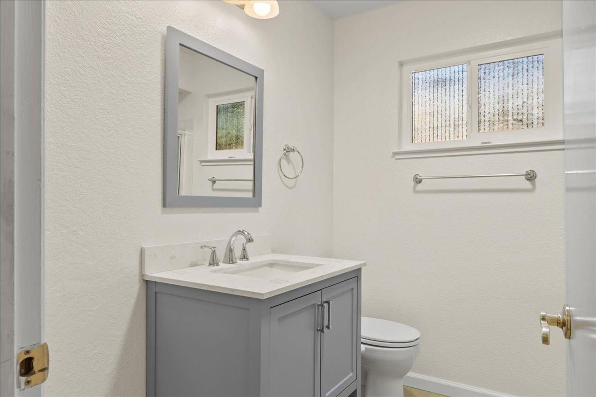 Detail Gallery Image 18 of 24 For 7603 Kavooras Dr, Sacramento,  CA 95831 - 2 Beds | 1 Baths