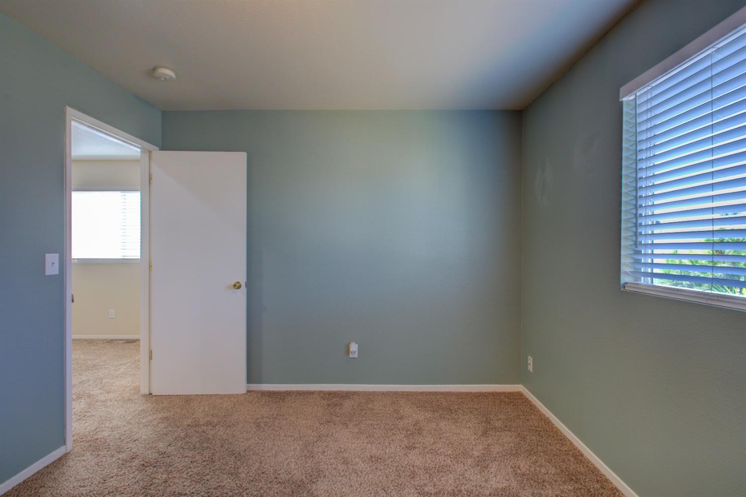 Detail Gallery Image 27 of 51 For 3751 Morning Glory Ave, Merced,  CA 95348 - 3 Beds | 2/1 Baths