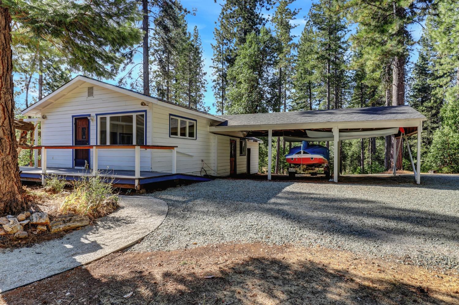 Detail Gallery Image 4 of 97 For 17153 Wild Plum Ln, Nevada City,  CA 95959 - 2 Beds | 2 Baths