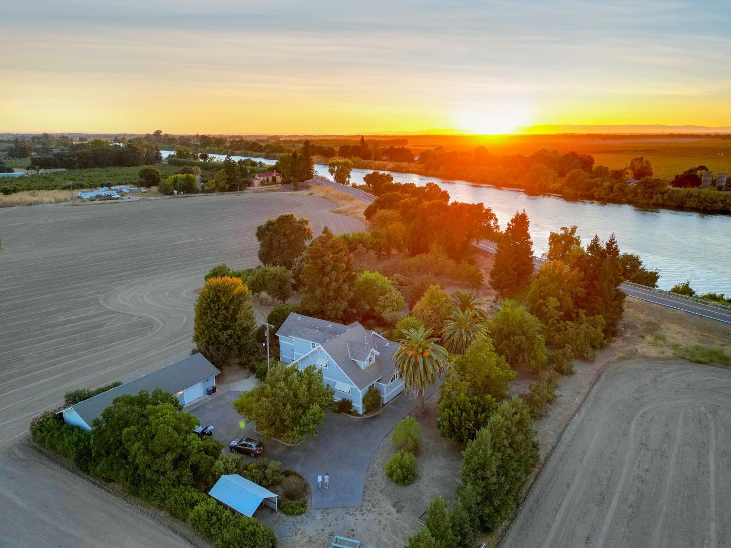 Detail Gallery Image 35 of 38 For 10951 River Road, Courtland,  CA 95615 - 4 Beds | 2/1 Baths