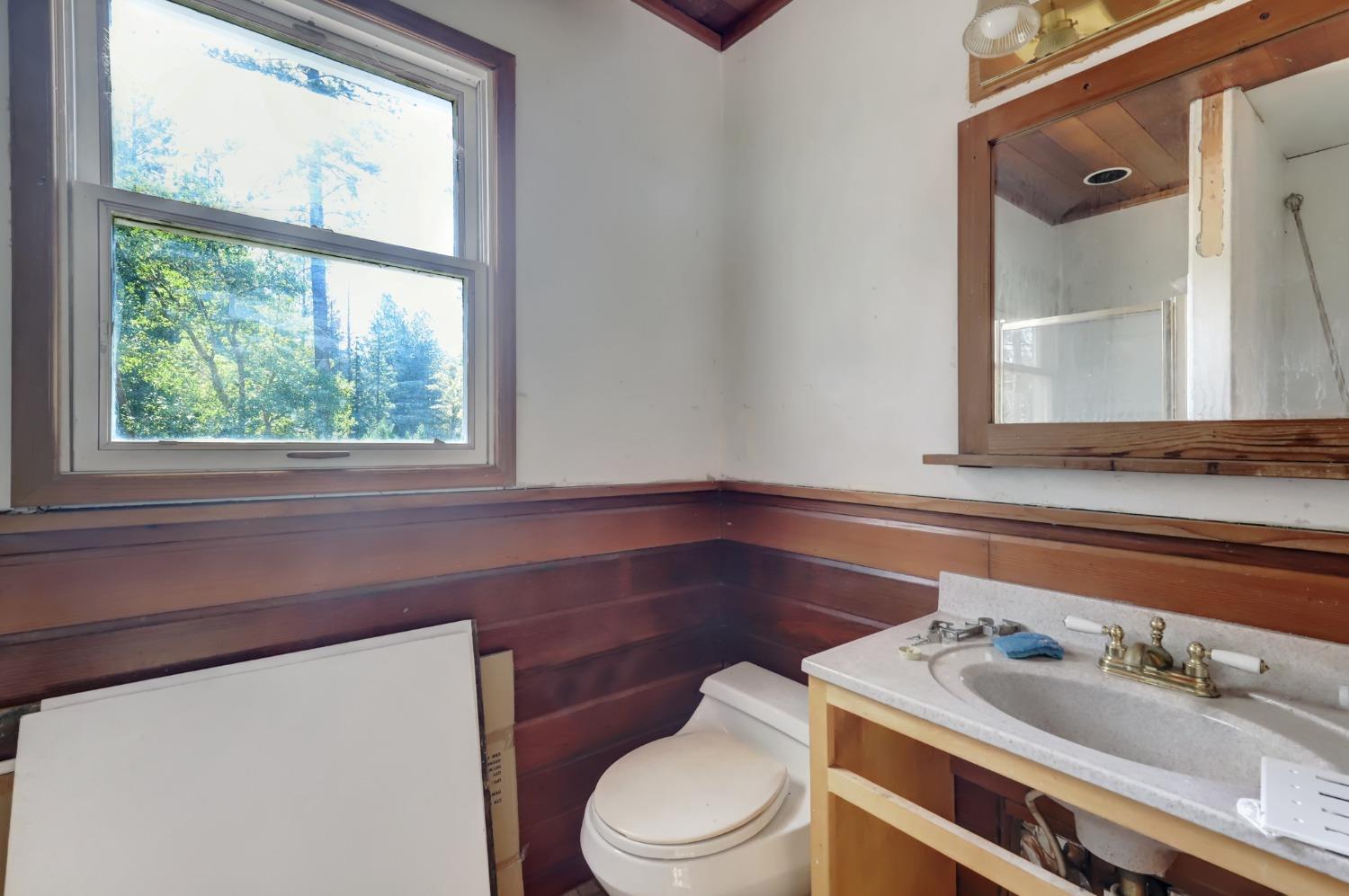 Detail Gallery Image 9 of 97 For 17153 Wild Plum Ln, Nevada City,  CA 95959 - 2 Beds | 2 Baths