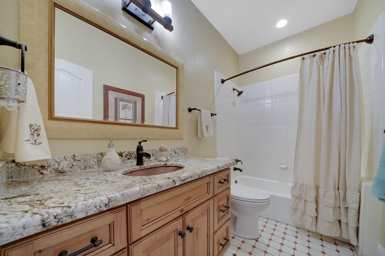 Detail Gallery Image 79 of 96 For 16750 Clements Rd, Lodi,  CA 95240 - 3 Beds | 3/1 Baths