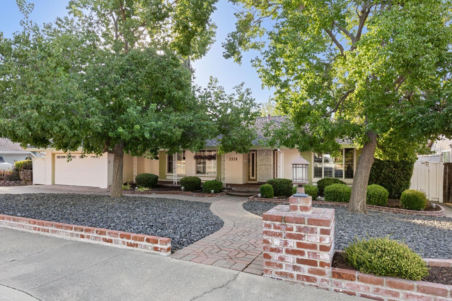 Detail Gallery Image 1 of 62 For 3320 Argonaut Ave, Rocklin,  CA 95677 - 3 Beds | 2 Baths