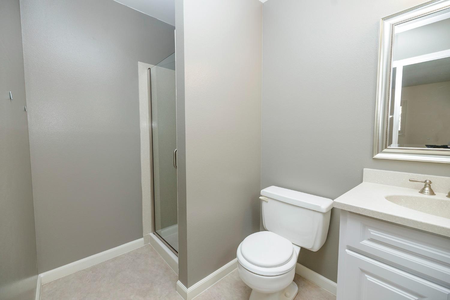 Detail Gallery Image 25 of 45 For 2701 Adrian St, Turlock,  CA 95382 - 3 Beds | 2 Baths