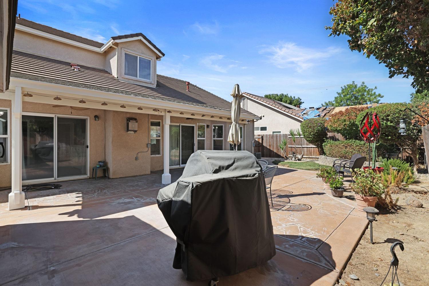 Detail Gallery Image 31 of 36 For 4552 Sugar Oak Dr, Turlock,  CA 95382 - 4 Beds | 2/1 Baths