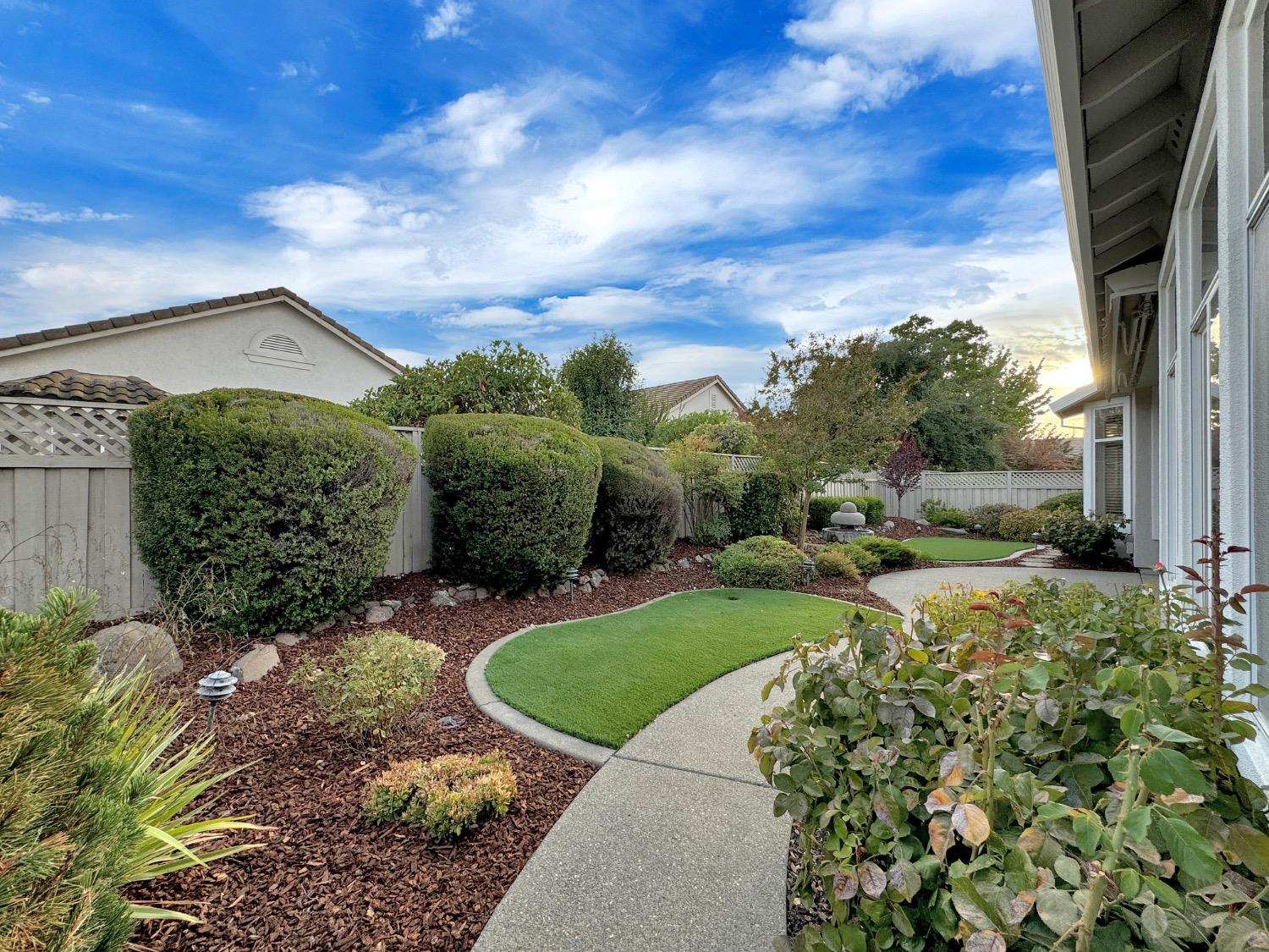 Detail Gallery Image 5 of 51 For 7752 Rosestone Ln, Roseville,  CA 95747 - 2 Beds | 2 Baths