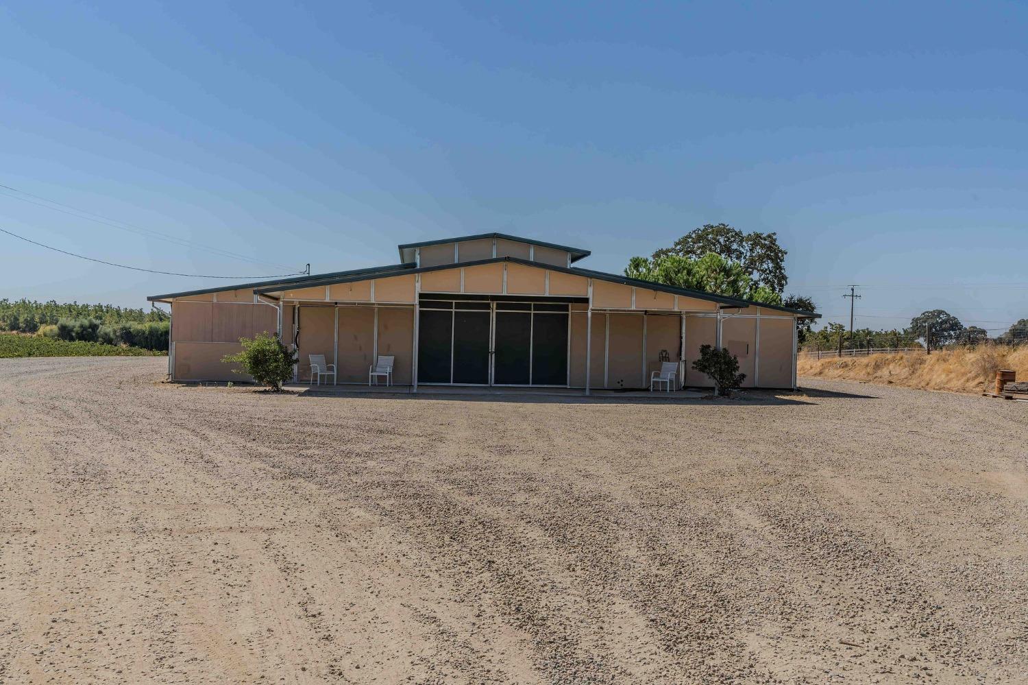 Detail Gallery Image 33 of 96 For 16750 Clements Rd, Lodi,  CA 95240 - 3 Beds | 3/1 Baths