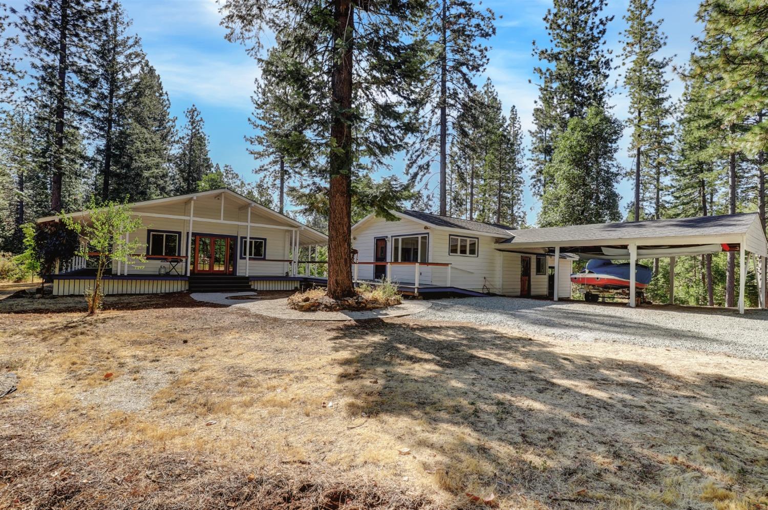 Detail Gallery Image 2 of 97 For 17153 Wild Plum Ln, Nevada City,  CA 95959 - 2 Beds | 2 Baths