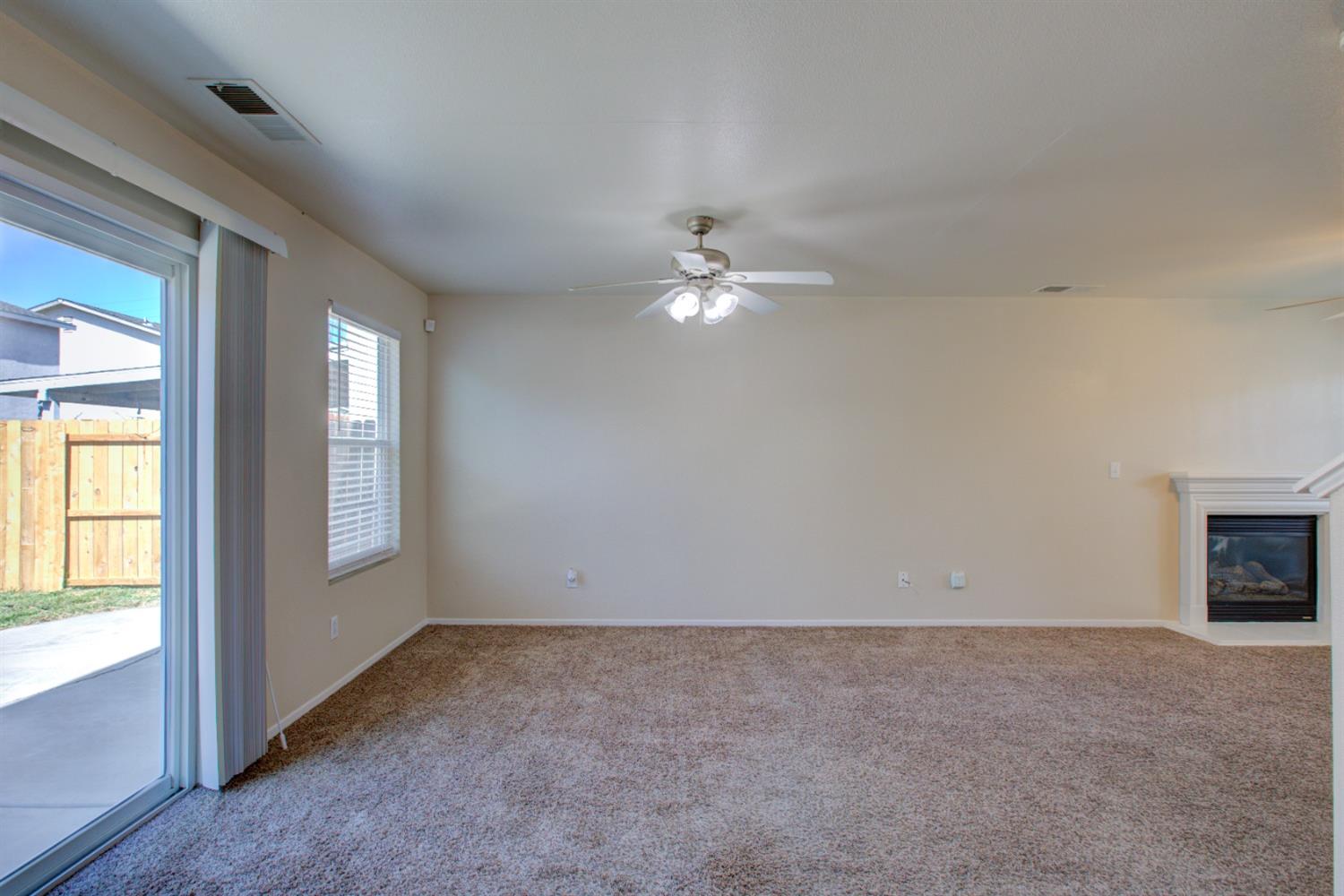 Detail Gallery Image 15 of 51 For 3751 Morning Glory Ave, Merced,  CA 95348 - 3 Beds | 2/1 Baths