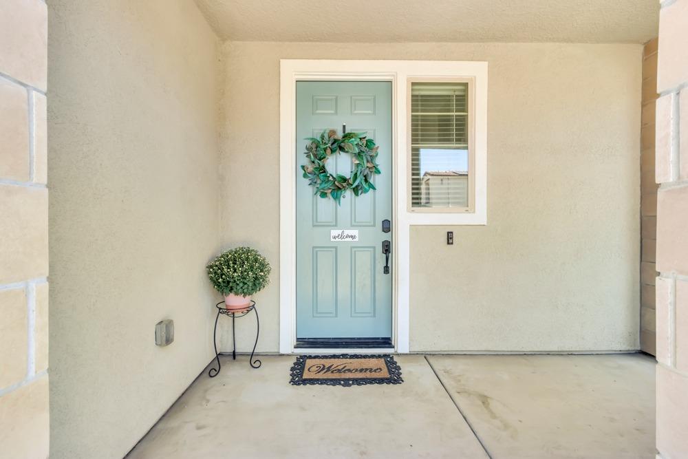 Detail Gallery Image 4 of 72 For 3863 Ivan Way, Rancho Cordova,  CA 95742 - 3 Beds | 2/1 Baths