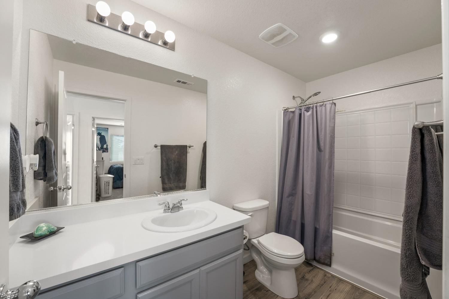 Detail Gallery Image 27 of 61 For 5185 Cumberland Dr, Roseville,  CA 95747 - 3 Beds | 2 Baths