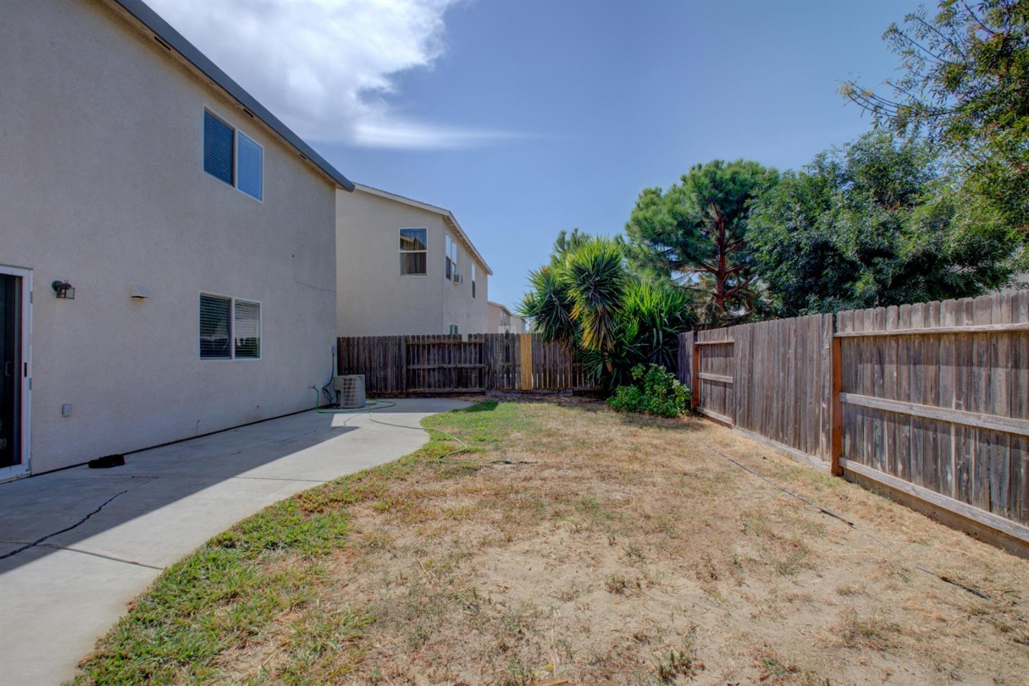 Detail Gallery Image 44 of 51 For 3751 Morning Glory Ave, Merced,  CA 95348 - 3 Beds | 2/1 Baths