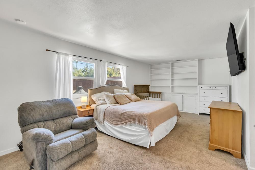 Detail Gallery Image 16 of 28 For 3237 Mayfair Dr, Sacramento,  CA 95864 - 2 Beds | 1 Baths