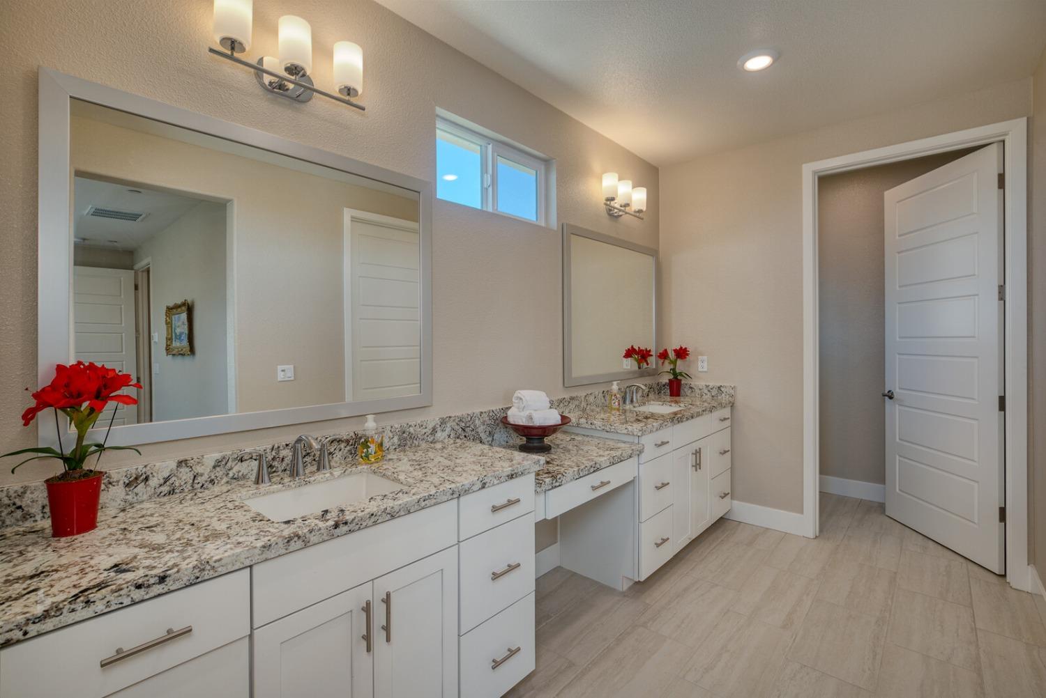 Detail Gallery Image 27 of 48 For 981 Merrill Ct, El Dorado Hills,  CA 95762 - 5 Beds | 4/1 Baths