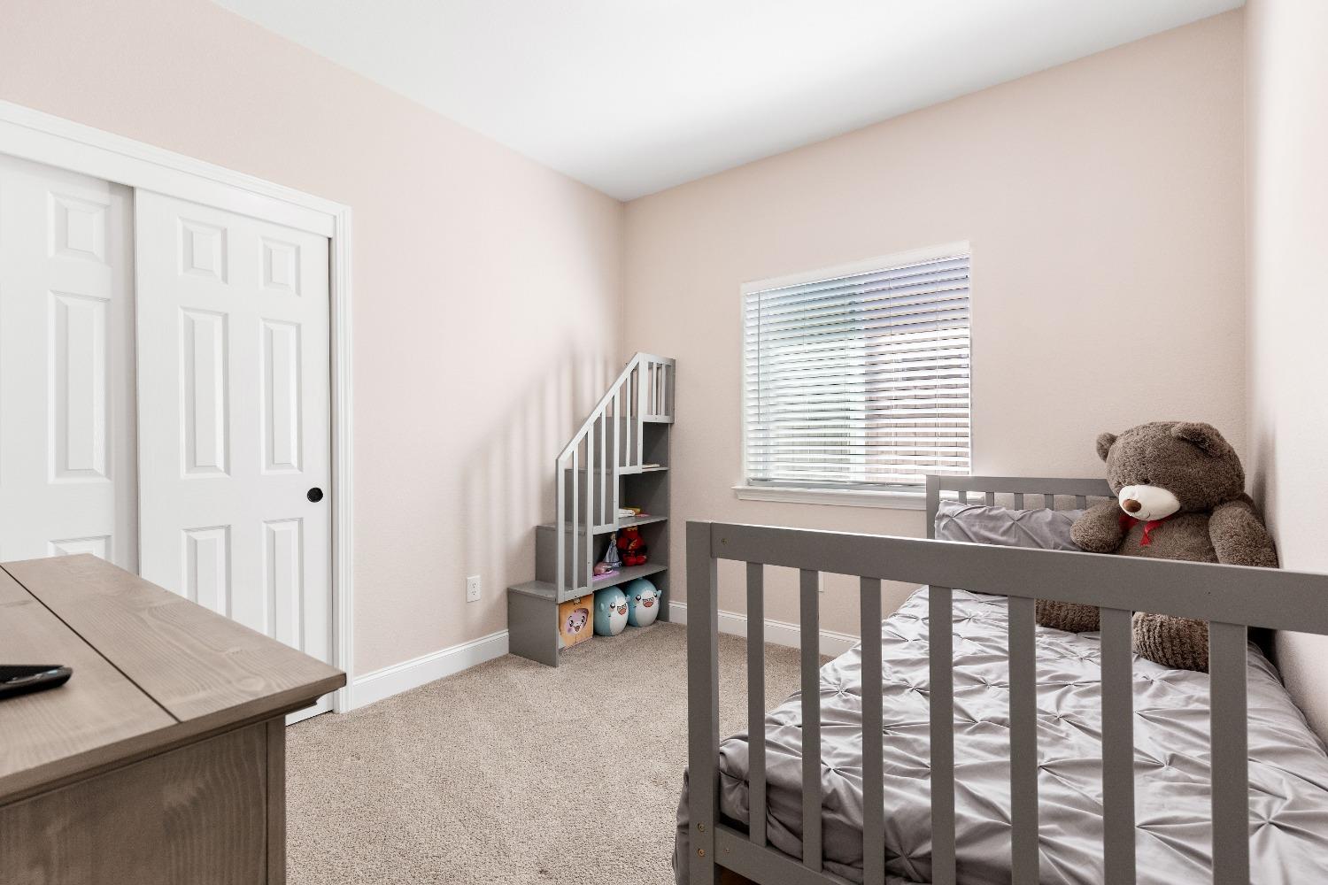 Detail Gallery Image 13 of 31 For 4589 Meadow Way, Olivehurst,  CA 95961 - 4 Beds | 2 Baths