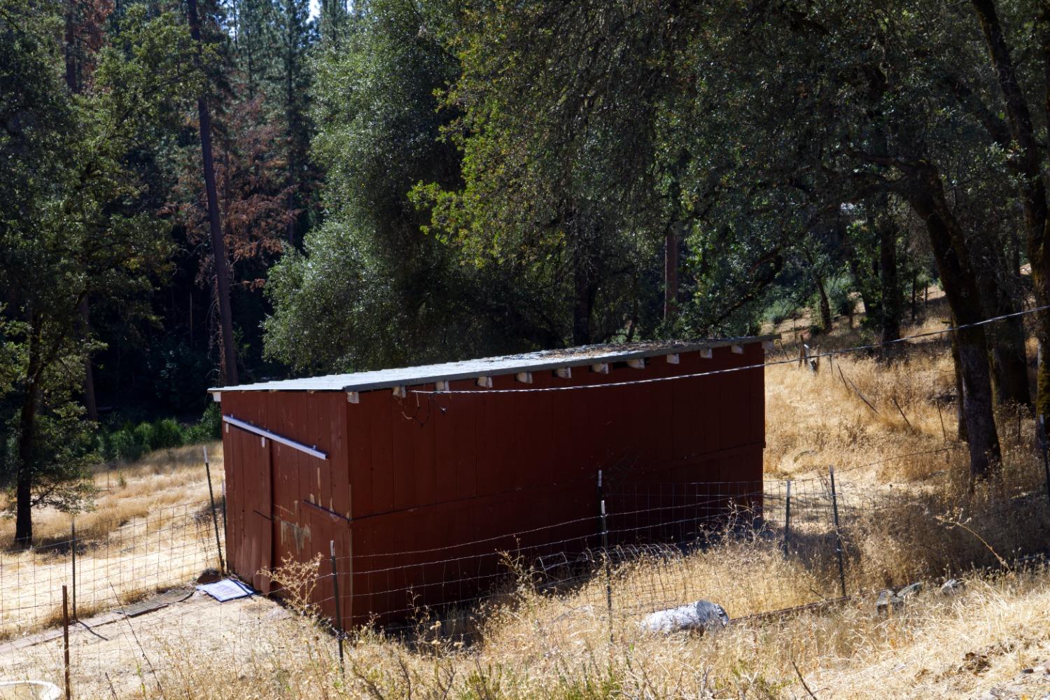 Detail Gallery Image 35 of 39 For 3536 Mining Brook Rd, Placerville,  CA 95667 - 3 Beds | 3 Baths