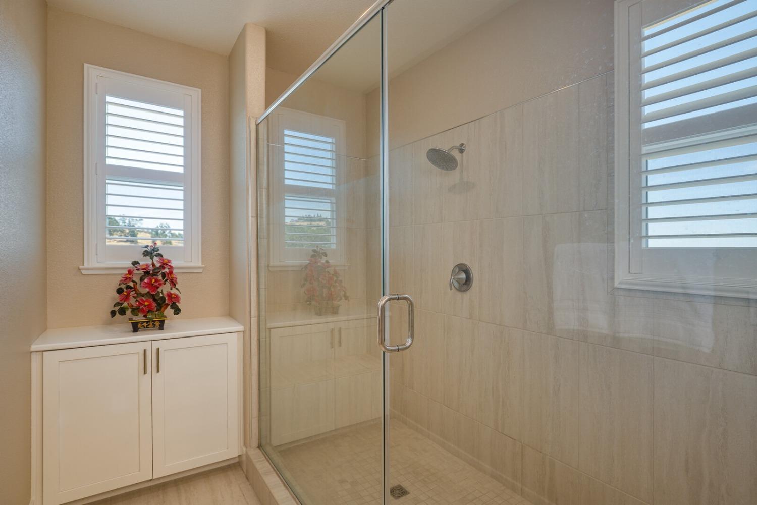 Detail Gallery Image 28 of 48 For 981 Merrill Ct, El Dorado Hills,  CA 95762 - 5 Beds | 4/1 Baths