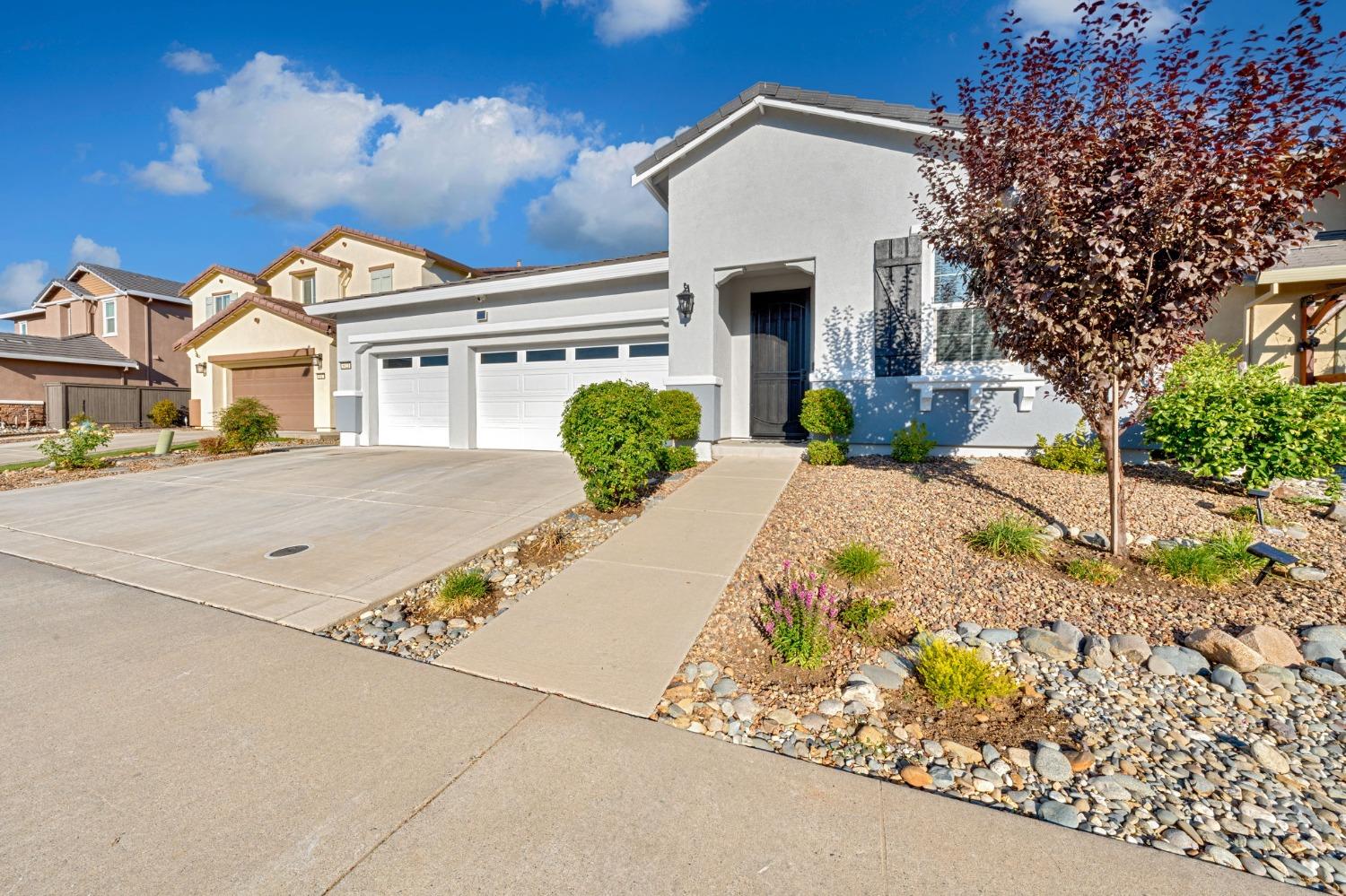 Detail Gallery Image 2 of 31 For 5021 Copper Sunset, Rancho Cordova,  CA 95742 - 4 Beds | 3 Baths