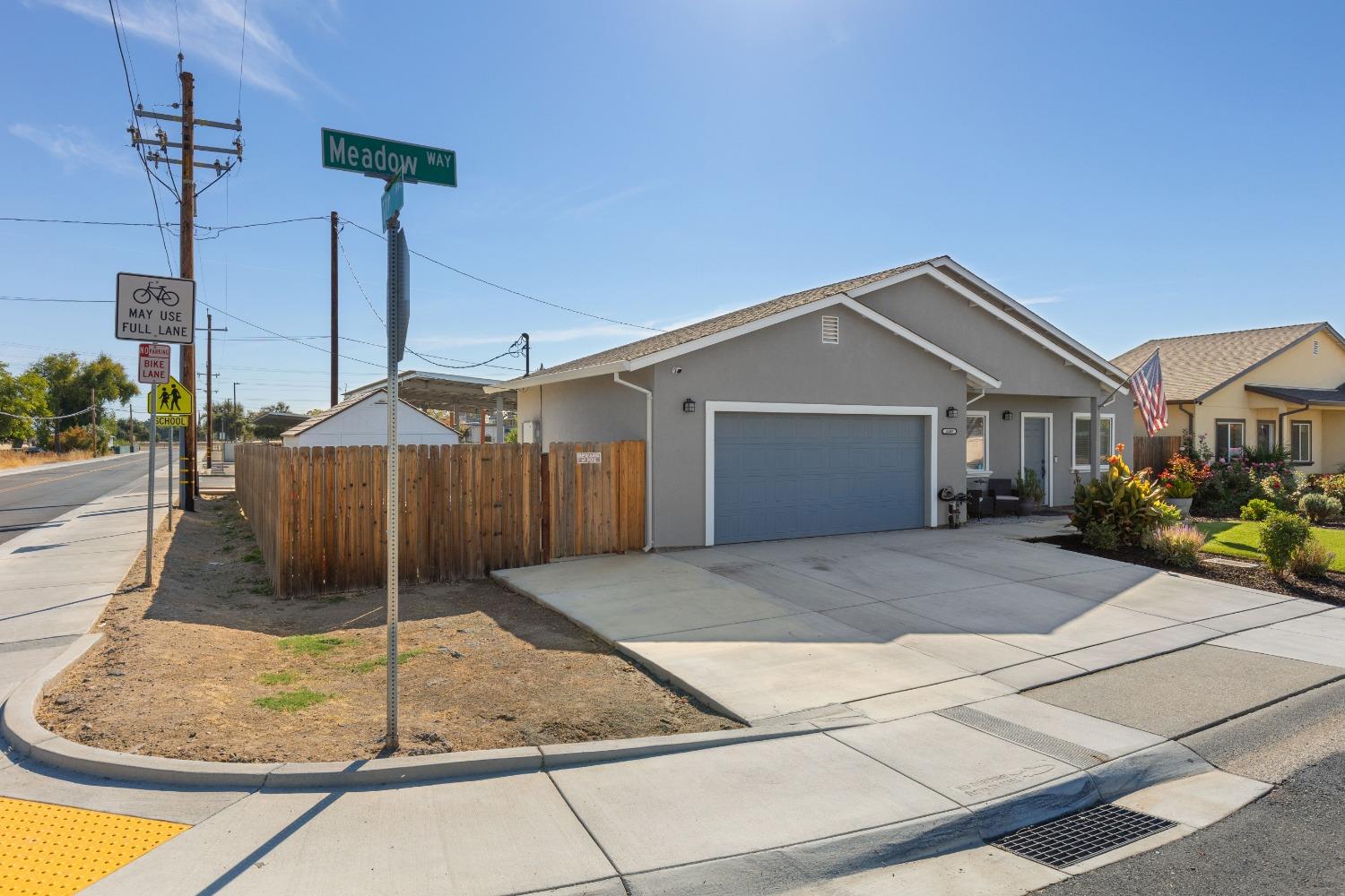 Detail Gallery Image 31 of 31 For 4589 Meadow Way, Olivehurst,  CA 95961 - 4 Beds | 2 Baths