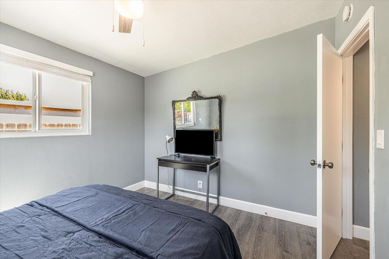 Detail Gallery Image 23 of 37 For 2704 Sparks Way, Modesto,  CA 95350 - 3 Beds | 2 Baths