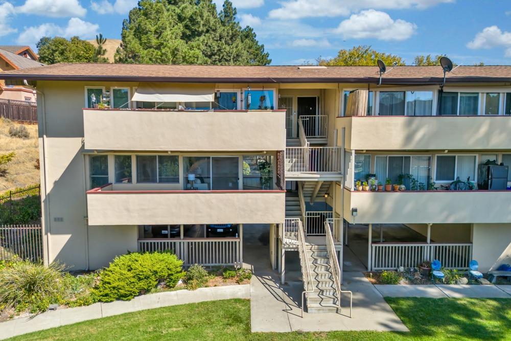 Detail Gallery Image 36 of 38 For 2345 Paloma Ct #1,  Pinole,  CA 94564 - 3 Beds | 2 Baths