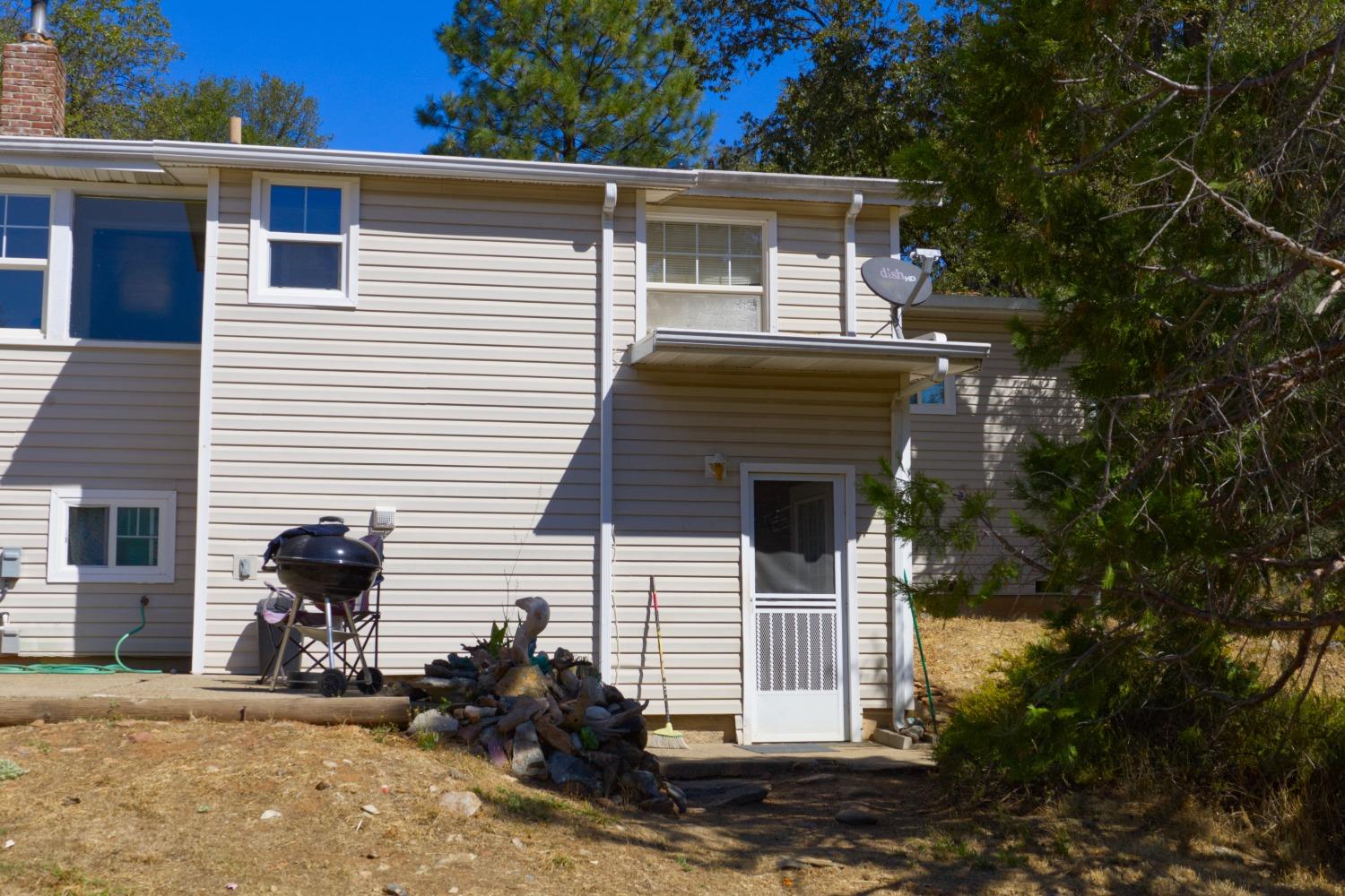 Detail Gallery Image 27 of 39 For 3536 Mining Brook Rd, Placerville,  CA 95667 - 3 Beds | 3 Baths