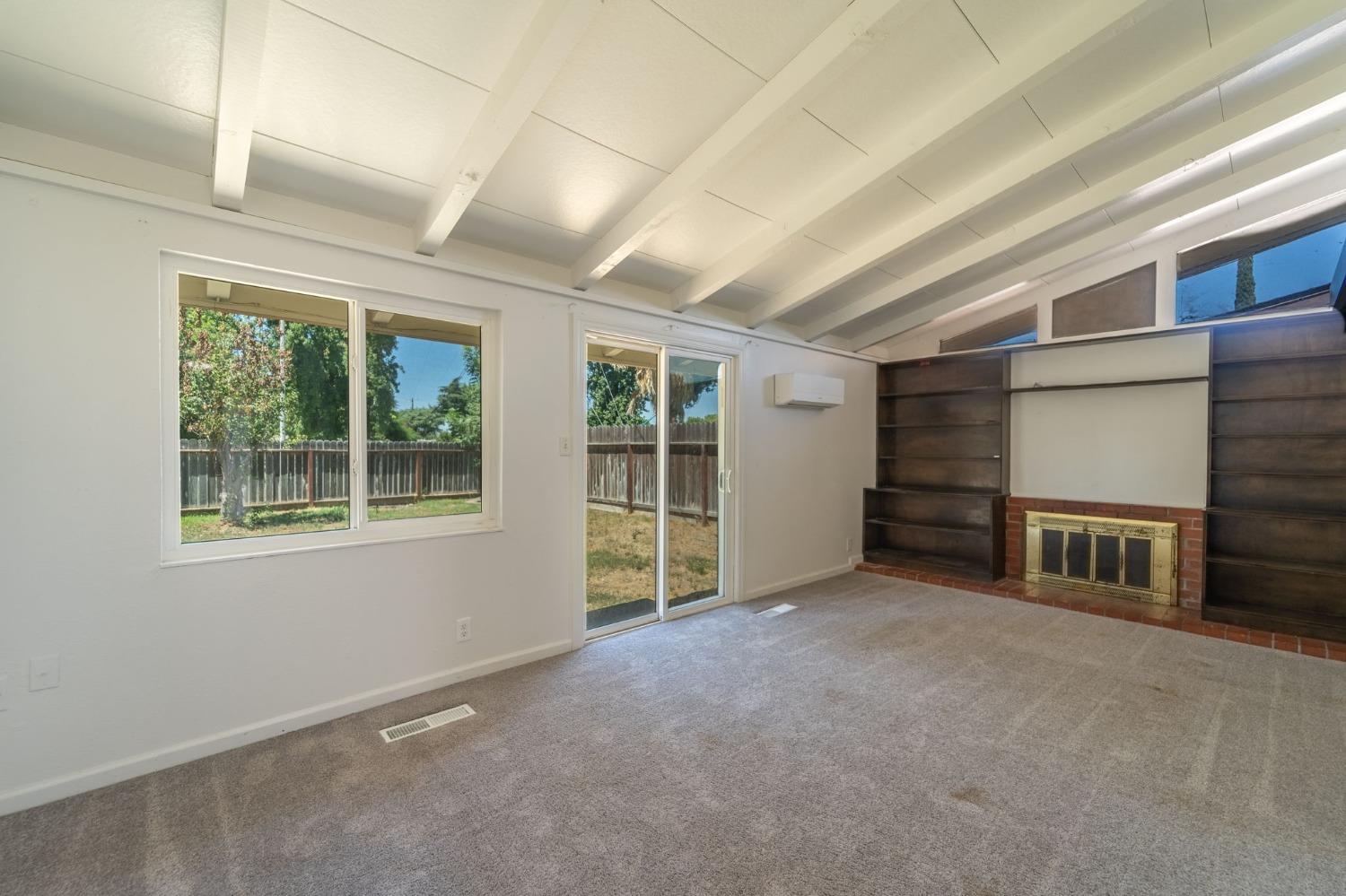 Detail Gallery Image 9 of 19 For 2157 1st St, Atwater,  CA 95301 - 3 Beds | 2 Baths