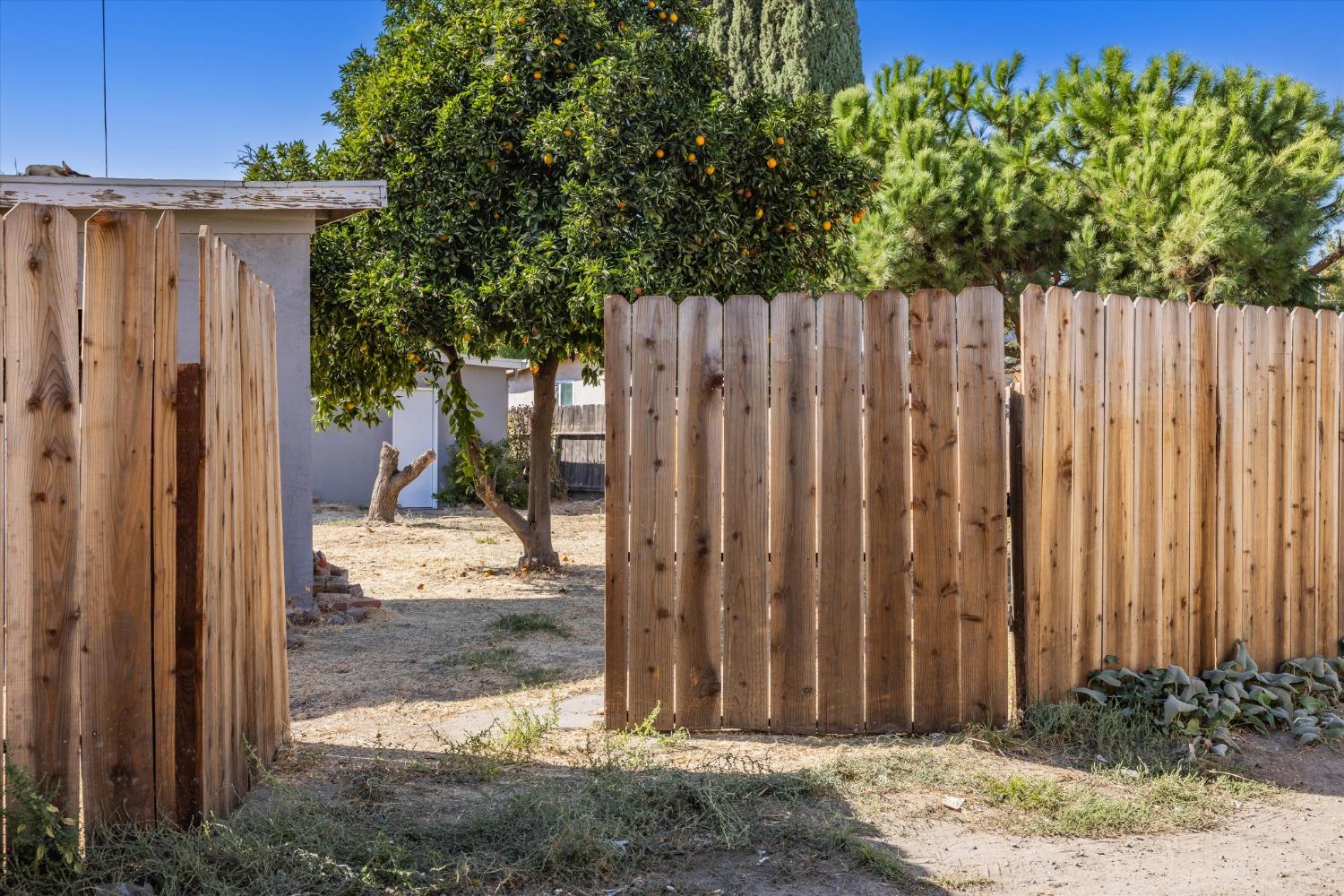 Detail Gallery Image 36 of 37 For 2704 Sparks Way, Modesto,  CA 95350 - 3 Beds | 2 Baths