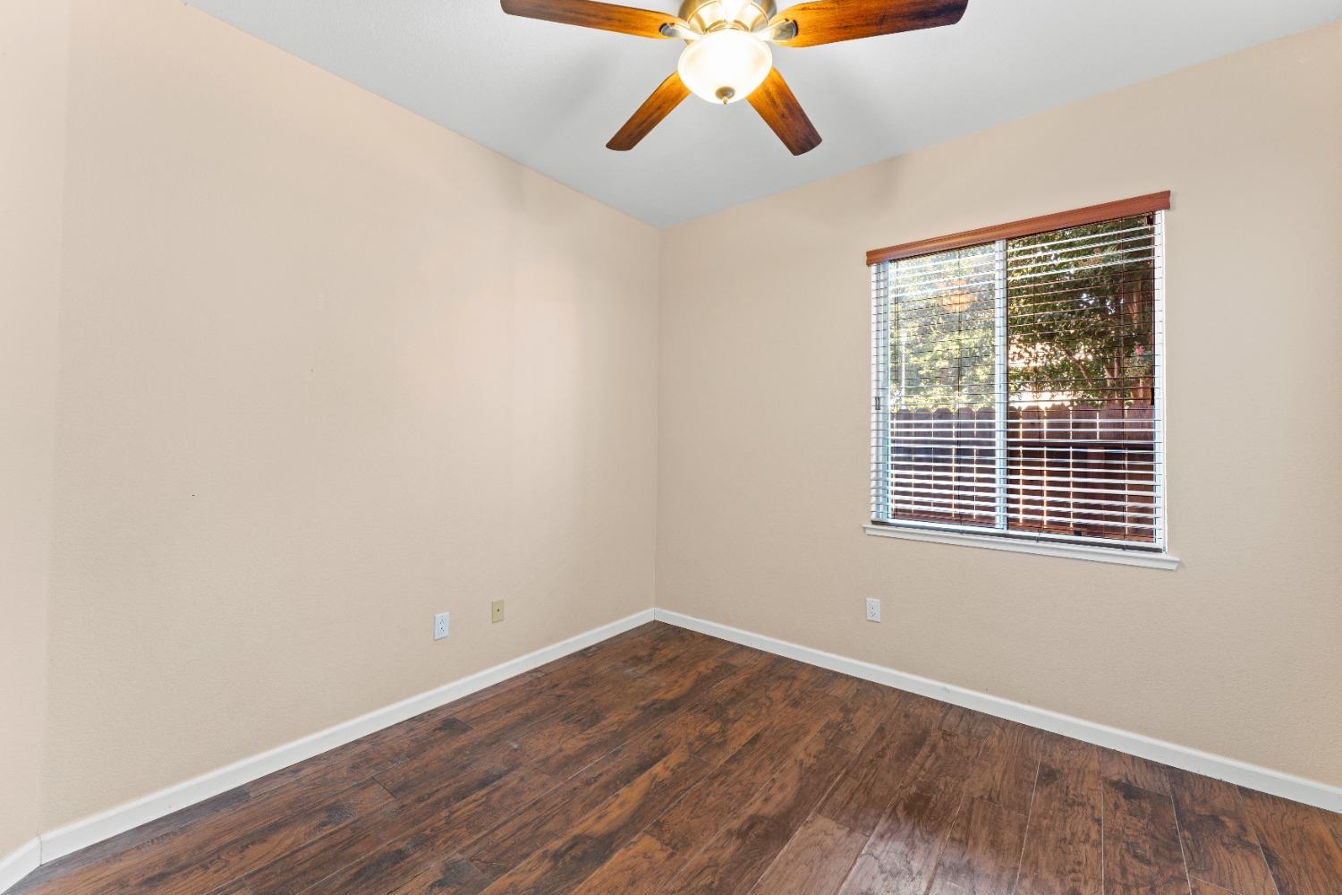 Detail Gallery Image 25 of 39 For 693 Arnett Ct, Galt,  CA 95632 - 4 Beds | 2 Baths