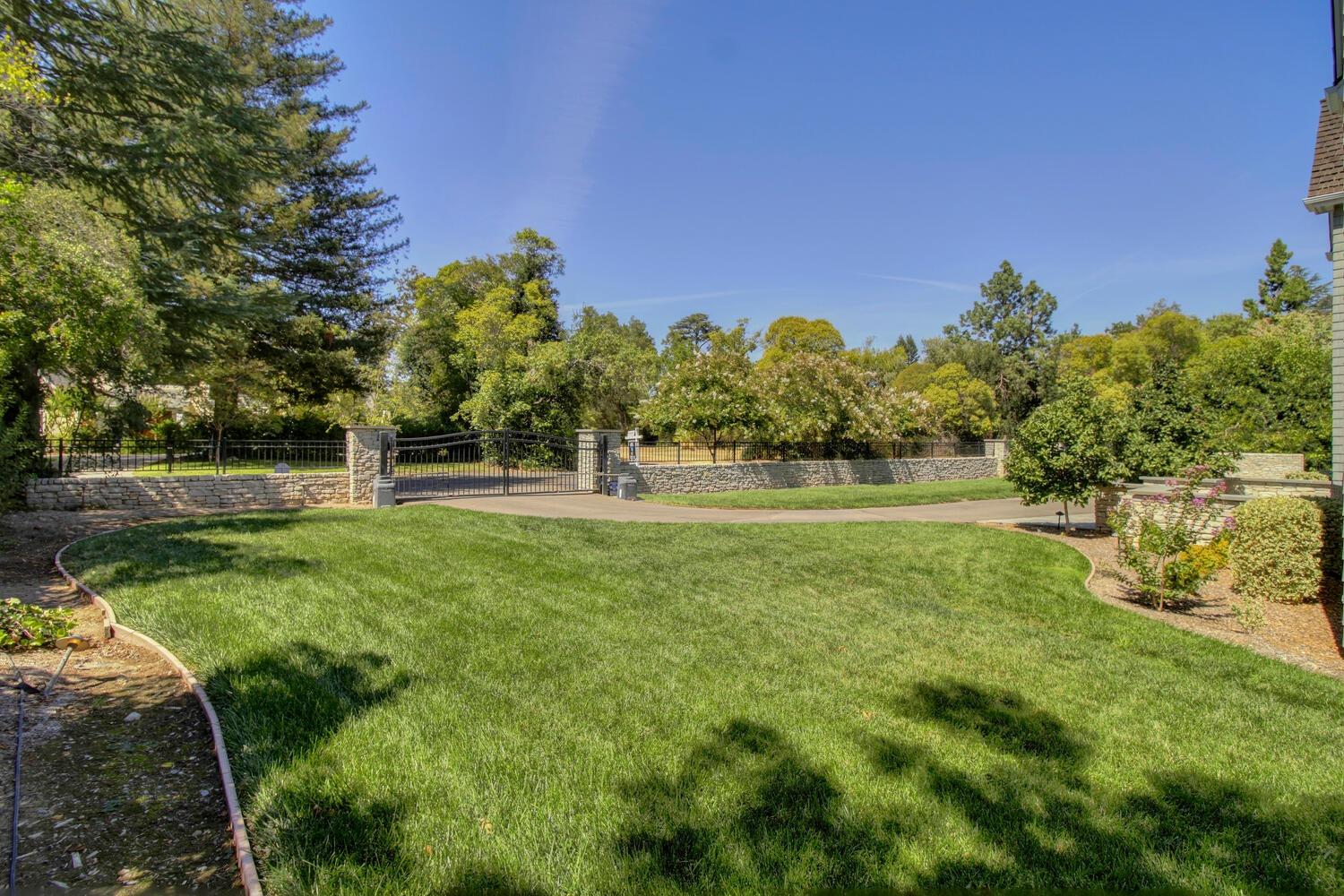 Detail Gallery Image 63 of 68 For 640 Laurel Dr, Sacramento,  CA 95864 - 6 Beds | 5/1 Baths