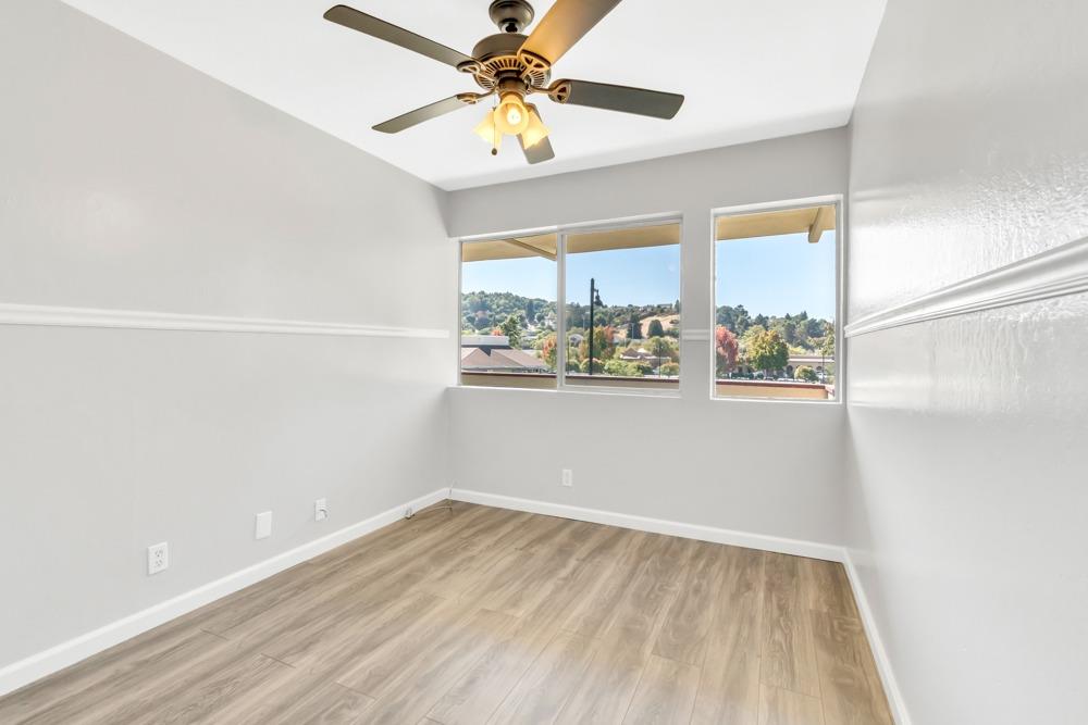 Detail Gallery Image 15 of 38 For 2345 Paloma Ct #1,  Pinole,  CA 94564 - 3 Beds | 2 Baths