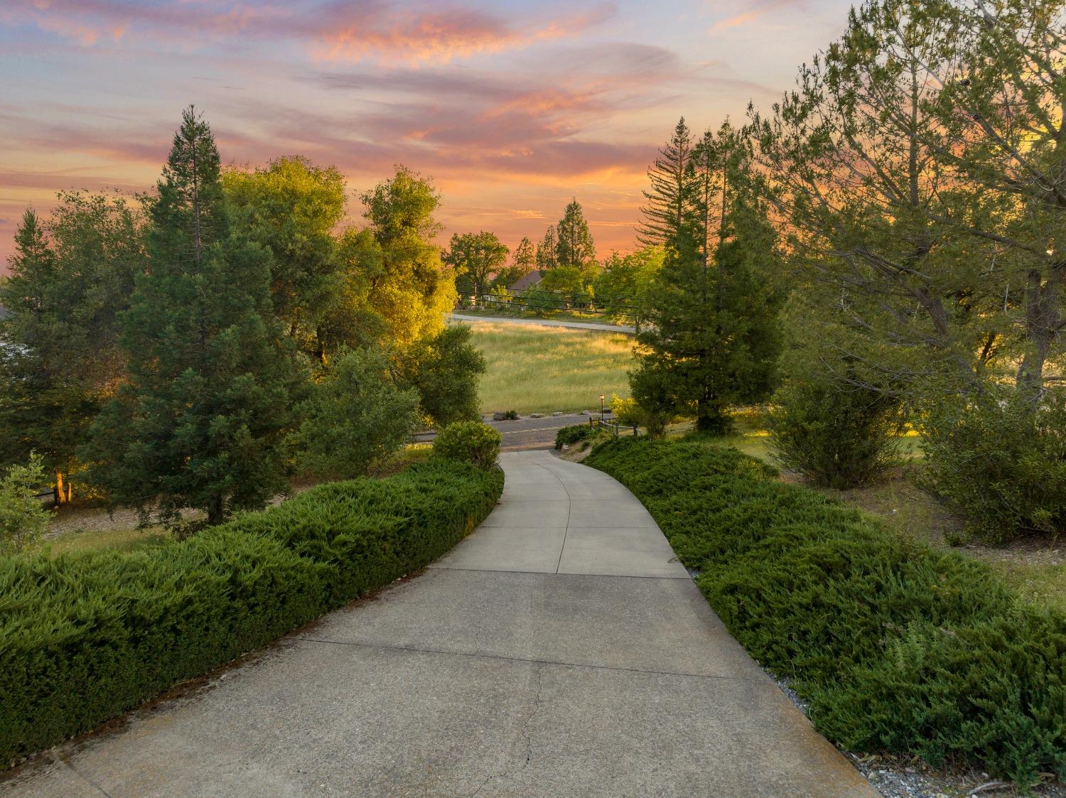 Detail Gallery Image 45 of 52 For 3785 Coon Hollow Rd, Placerville,  CA 95667 - 4 Beds | 3 Baths